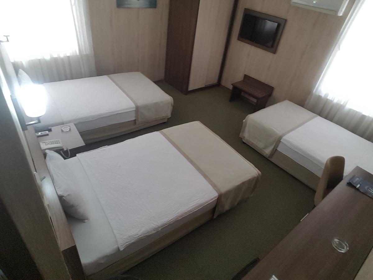Hosta Otel Adana Exterior foto